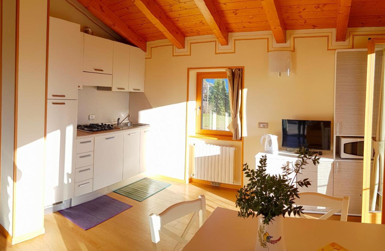 Teresa Campi Apartments Lake View By Gardadomusmea Tremosine Exterior foto